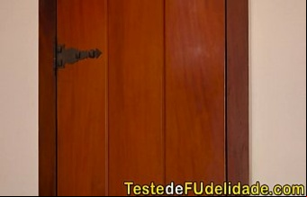 Brasileirinhas gratis morena tatuada sendo fodida com pegada
